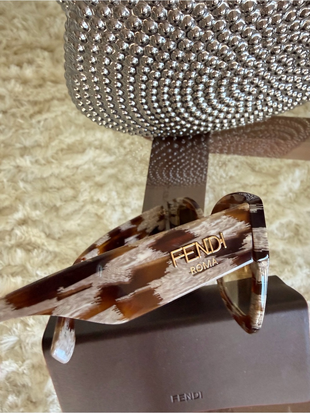 Fendi Tortoiseshell Brown Gradient Cat-Eye Sunglasses - Picture 2 of 3